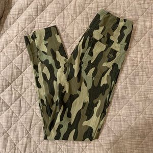 EUC Camo Agnes & Dora Jeggings